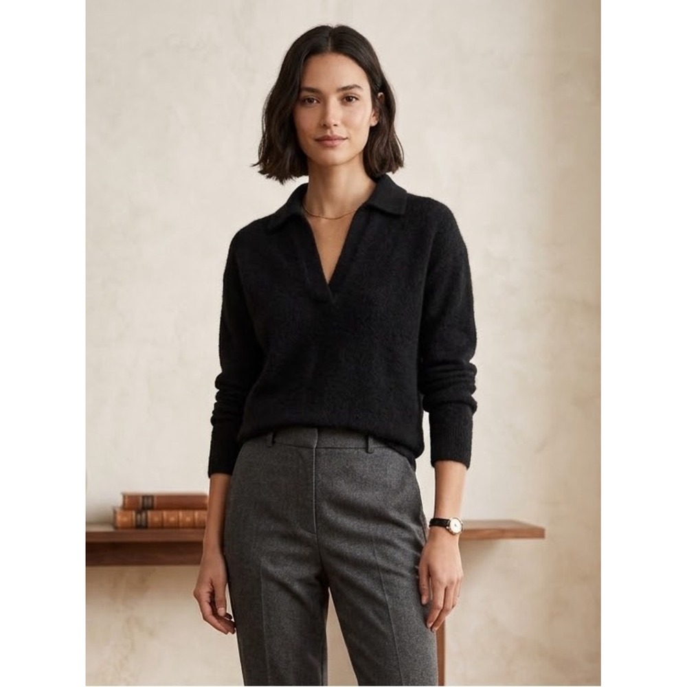 Banana Republic Black Alpaca Wool Blend Polo V-Neck Sweater L Quiet Luxury Clean